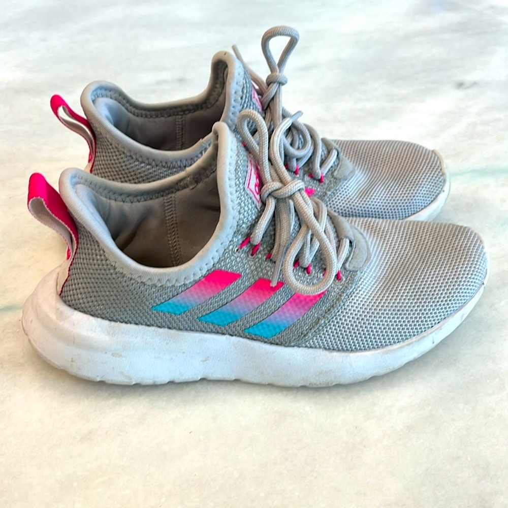 Adidas Women’s Sneakers Size 6.5 light weight sneakers shoes - Picture 3 of 5